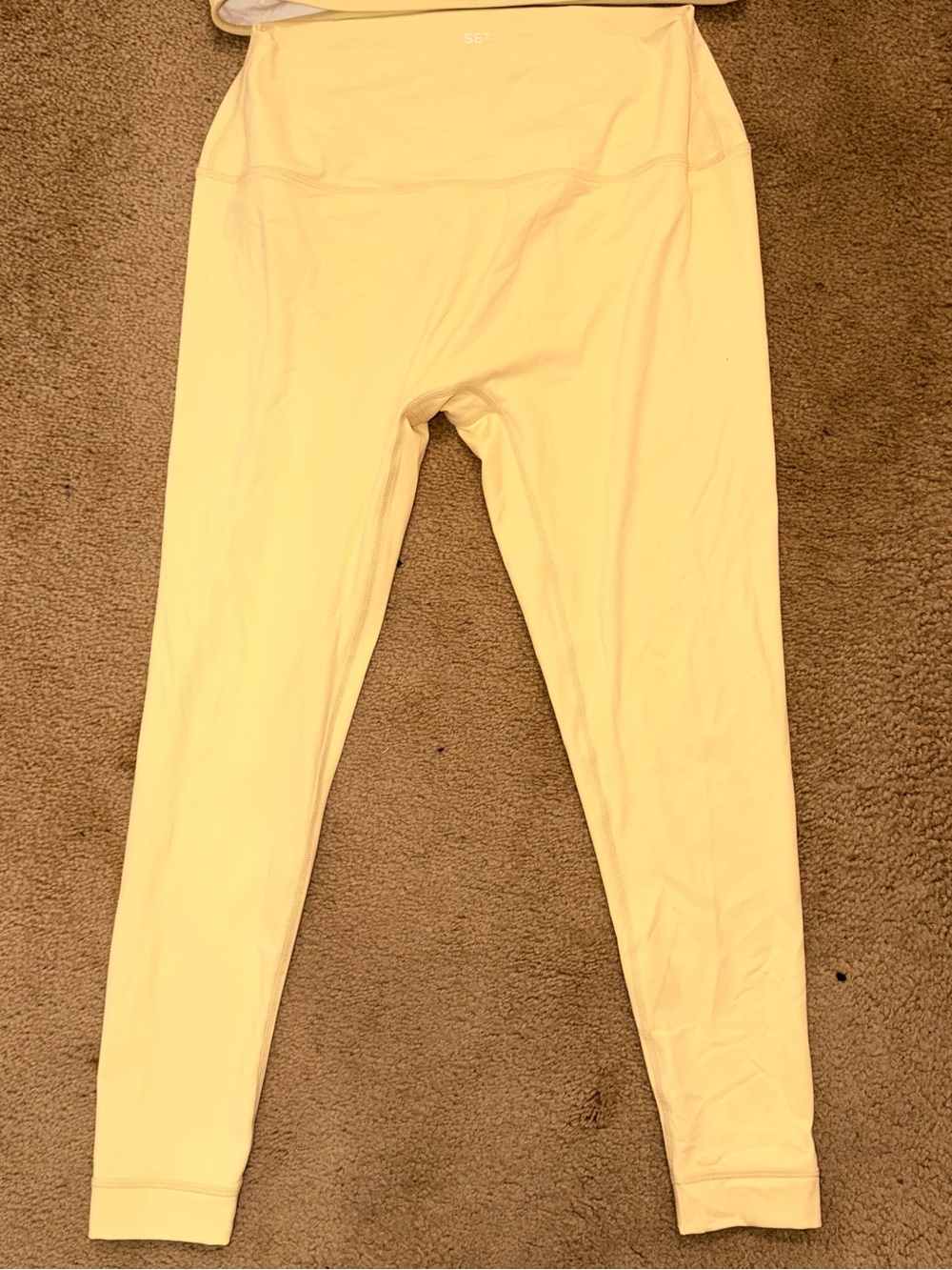 SET ACTIVE AIRLUXE™ BREATHE HIGH-RISE LEGGINGS & BREATHE LAYER SCOOP BRA